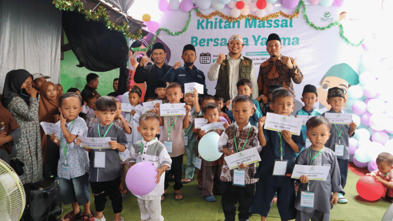 Sunatan massal yauma bekerjasama dengan yayasan SKI