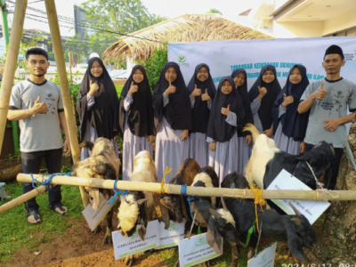 Keceriaan Qurban bersama Yatim 4
