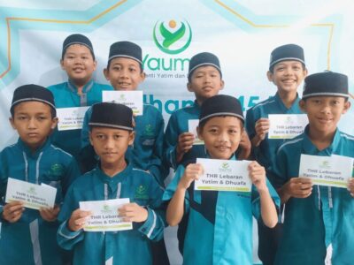 THR Yatim Dhuafa 10