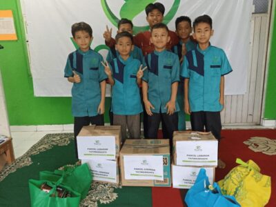 Parcel lebaran yatim dhuafa 10